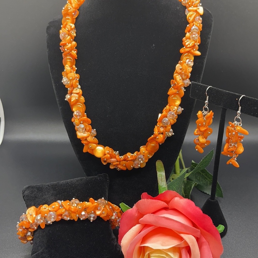 Orange shell and bead exotic jewelry set